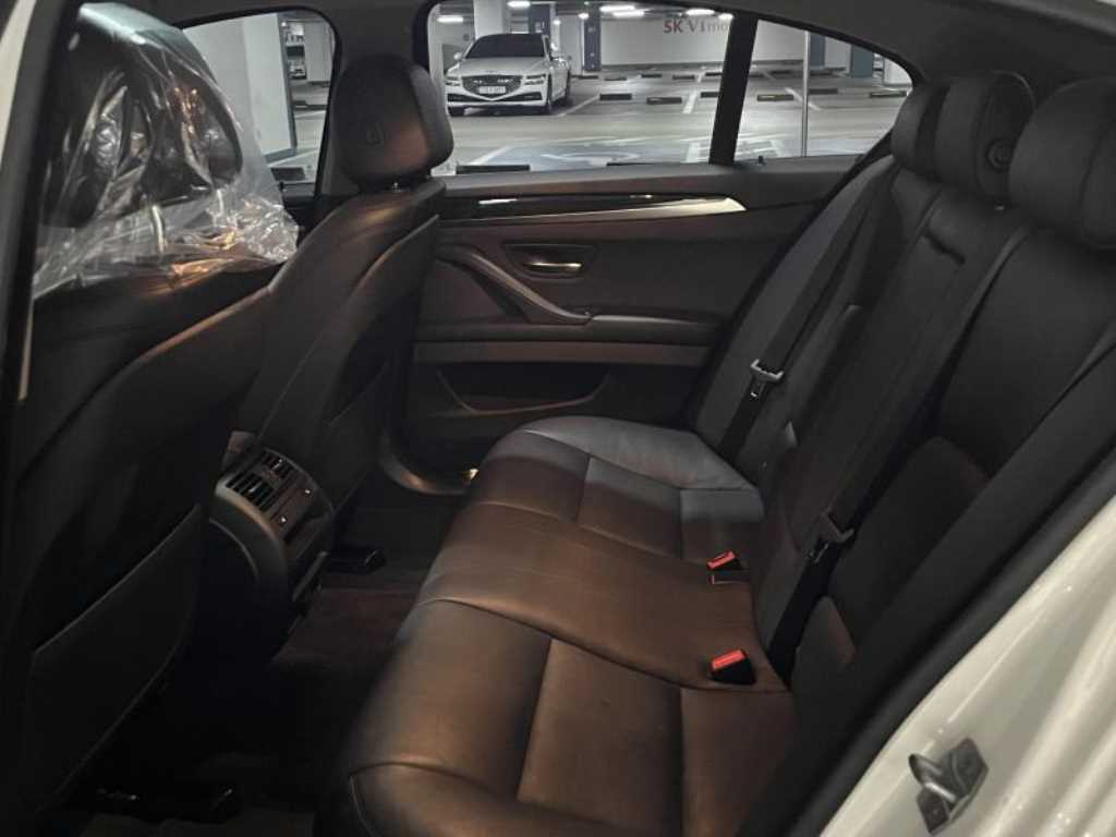 BMW 5 Series - Vista 7