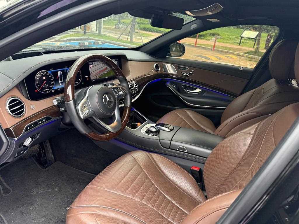 Mercedes Benz S Class - Vista 11