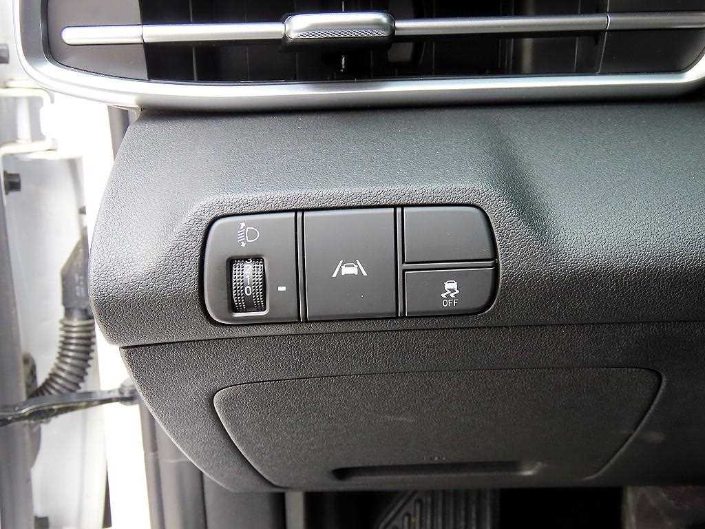 HYUNDAI Avante 2021 Blanco - Importación desde Corea - HF Imports Iquique - Foto 15