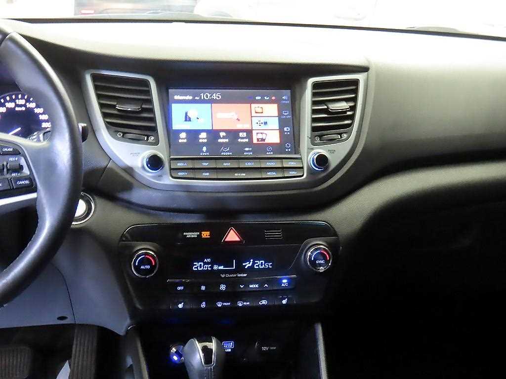 HYUNDAI Tucson - Vista 11