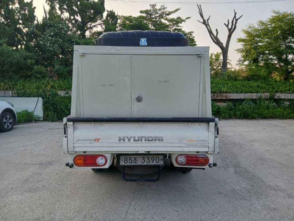 Small Truck Cargo (small) - Vista 3