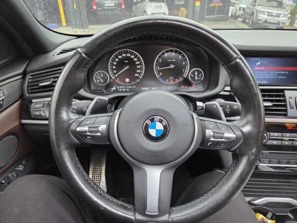 BMW X4 - Vista 8