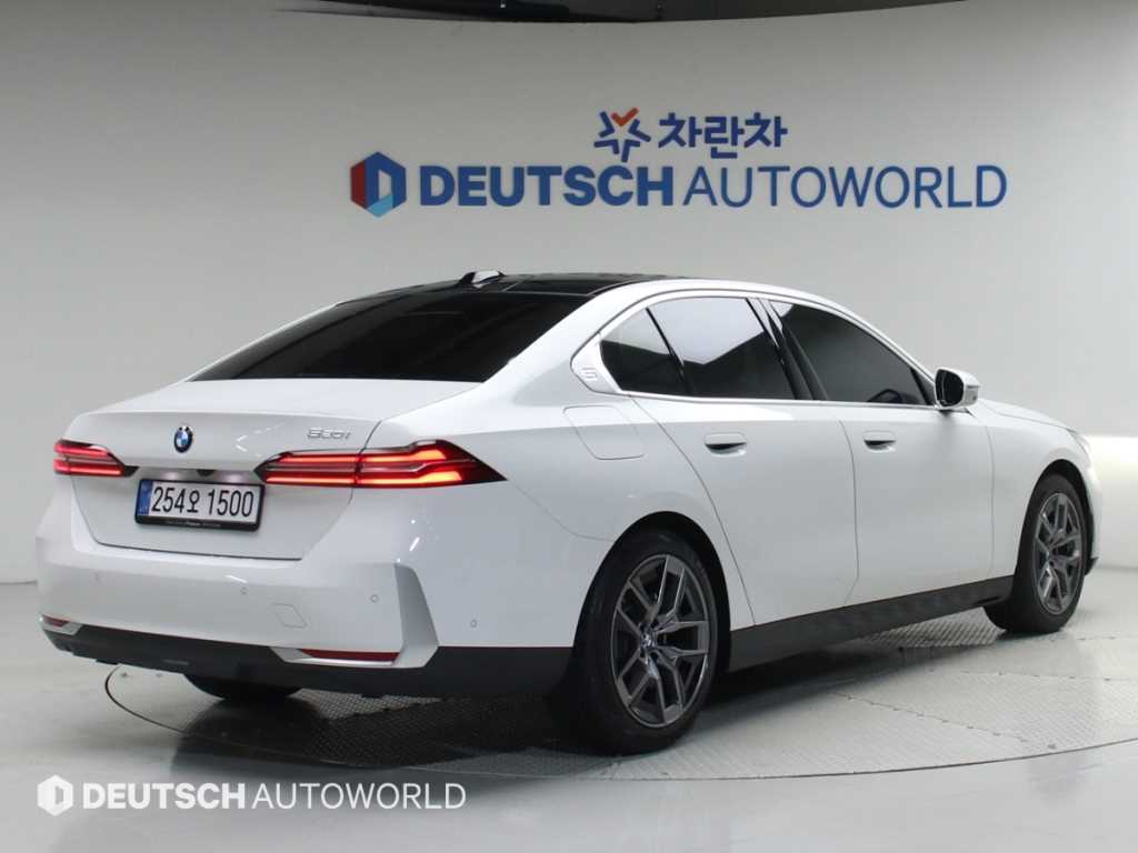 BMW 5 Series - Vista 2