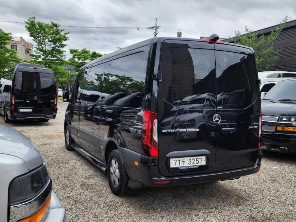 Mercedes Benz Sprinter - Vista 3