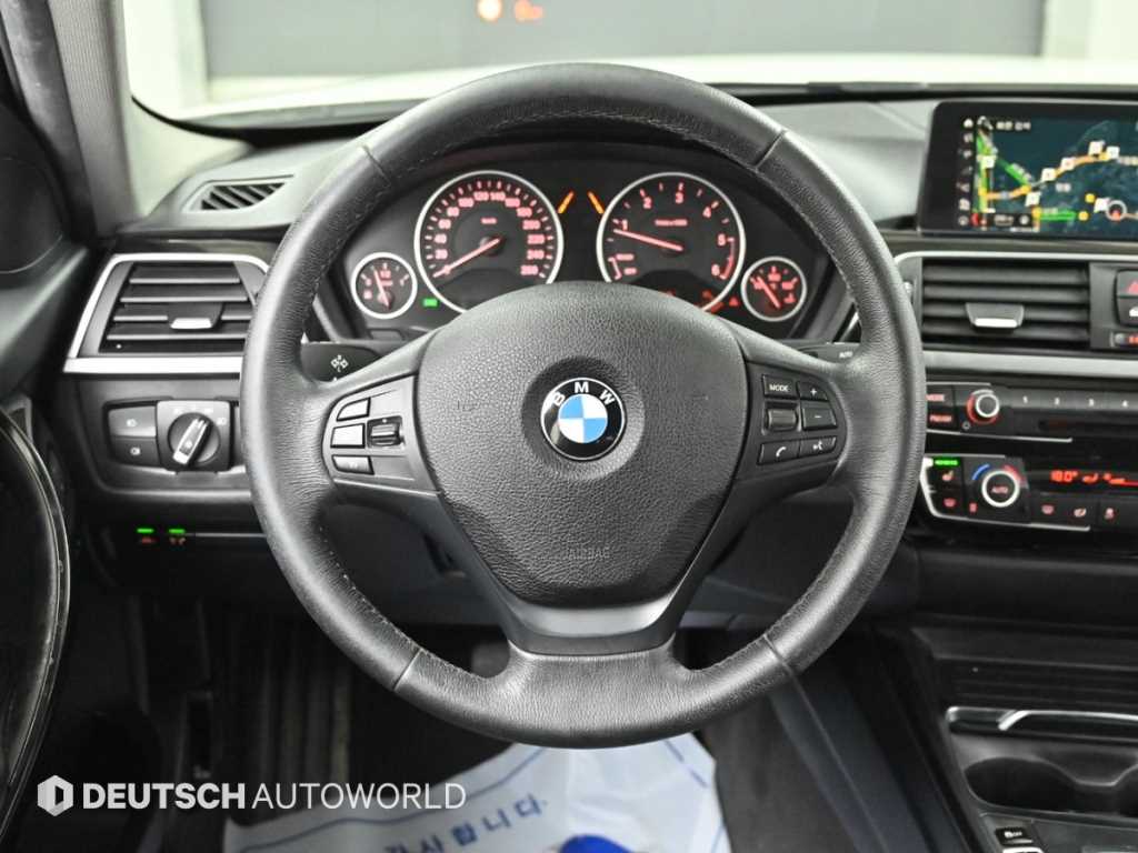 BMW 3 series 2018 Blanco - Importación desde Corea - HF Imports Iquique - Foto 13