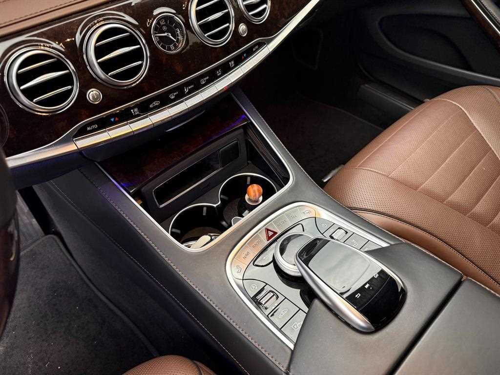 Mercedes Benz S Class - Vista 8