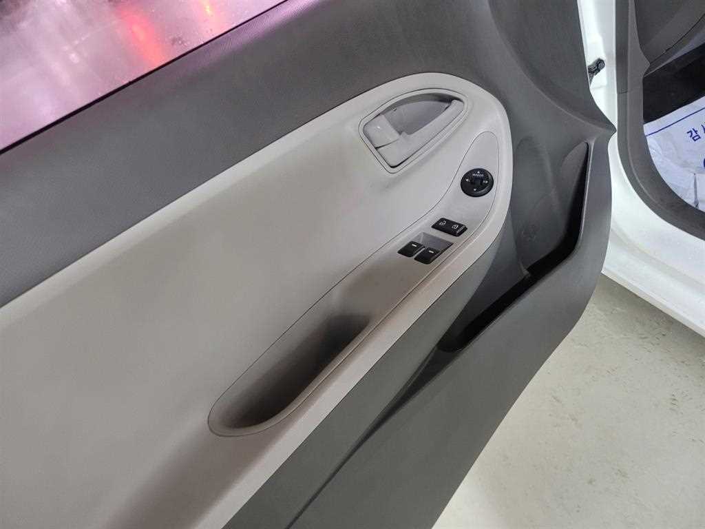 KIA Morning - Vista 12