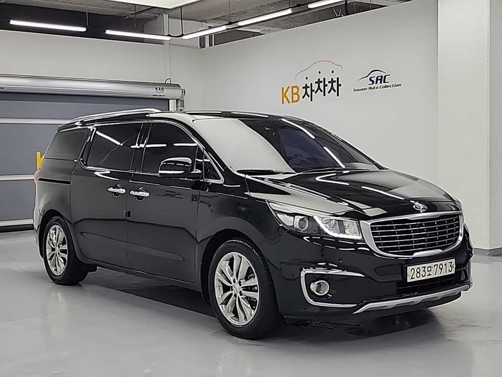 KIA Carnival - Vista 4