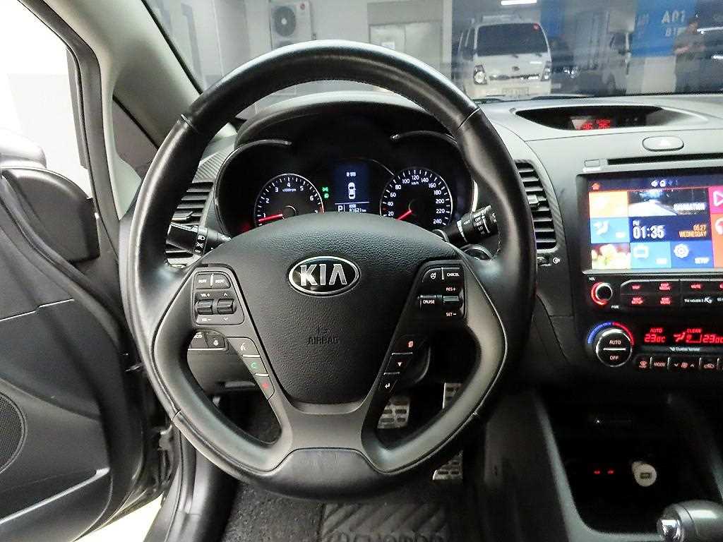 KIA K3 - Vista 7