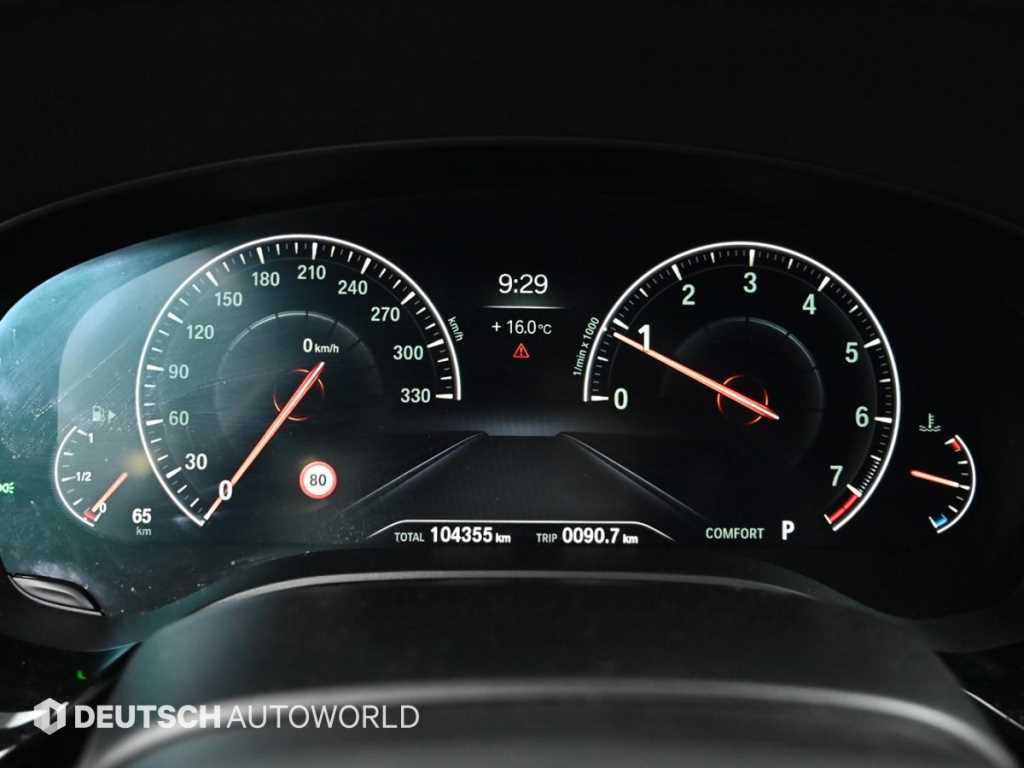 BMW 5 Series - Vista 8