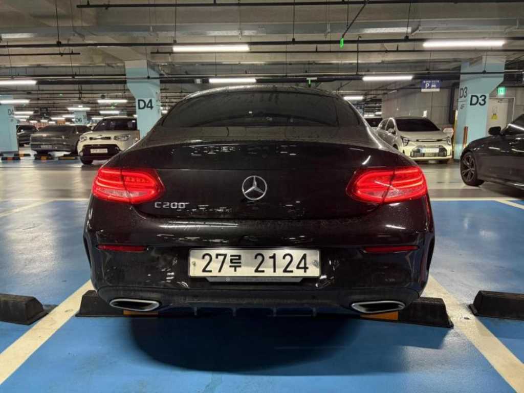 Mercedes Benz C Class - Vista 5