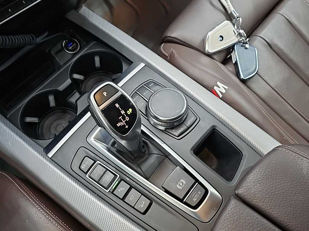 BMW X5 - Vista 8