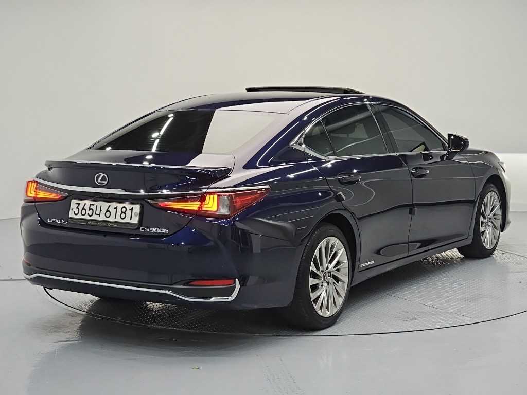 Lexus ES - Vista 4