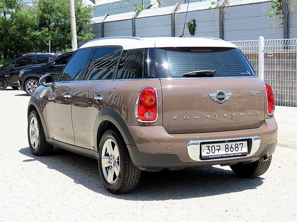 Mini Countryman - Vista 3