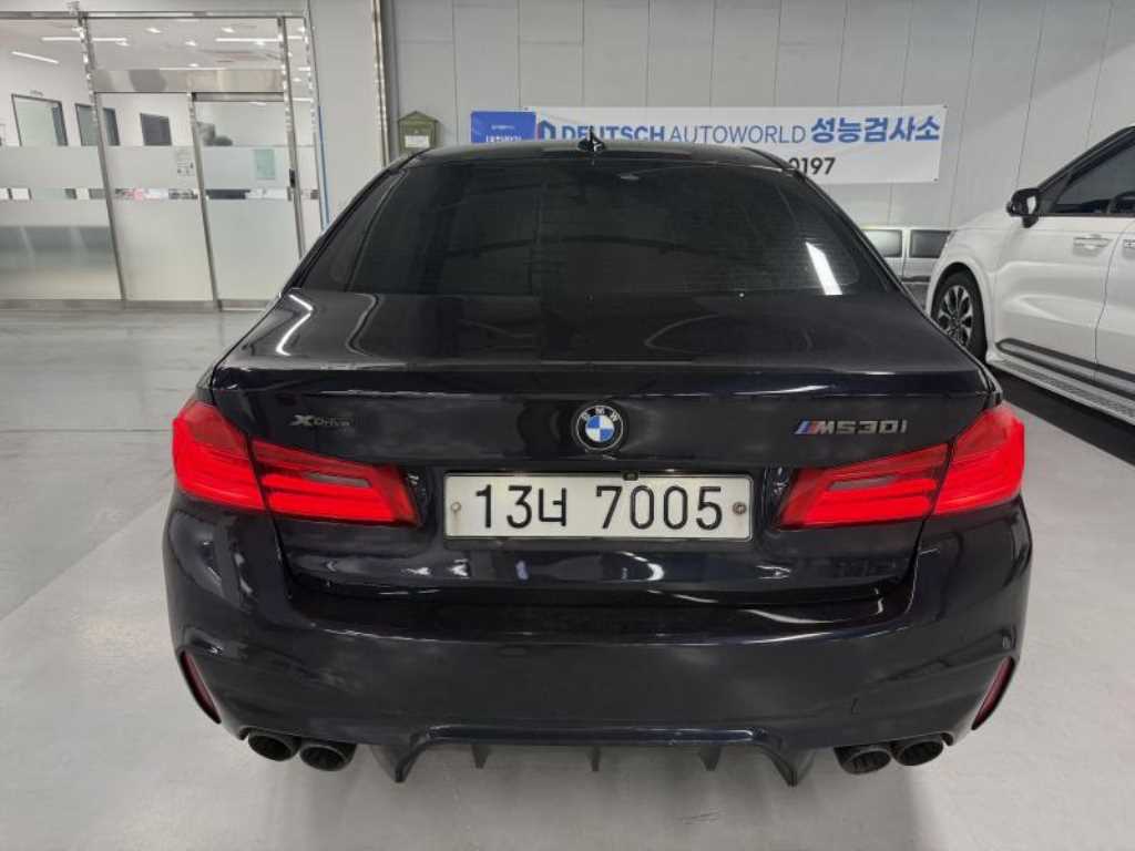 BMW 5 Series - Vista 3