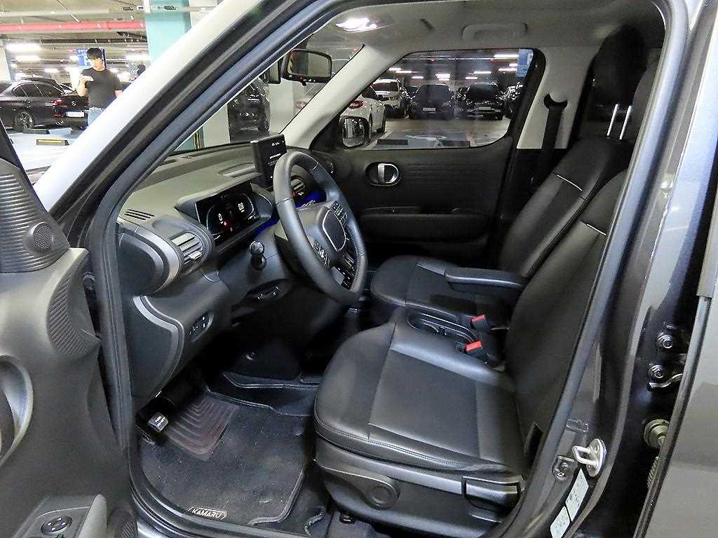 HYUNDAI Casper - Vista 6