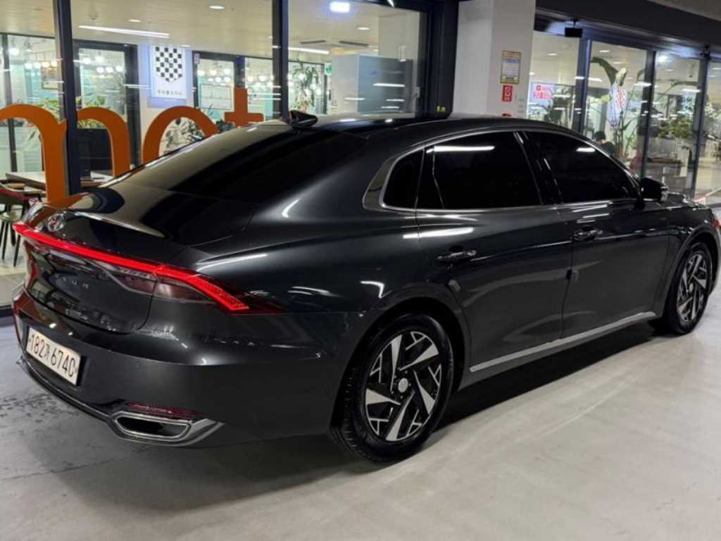 HYUNDAI Grandeur - Vista 4