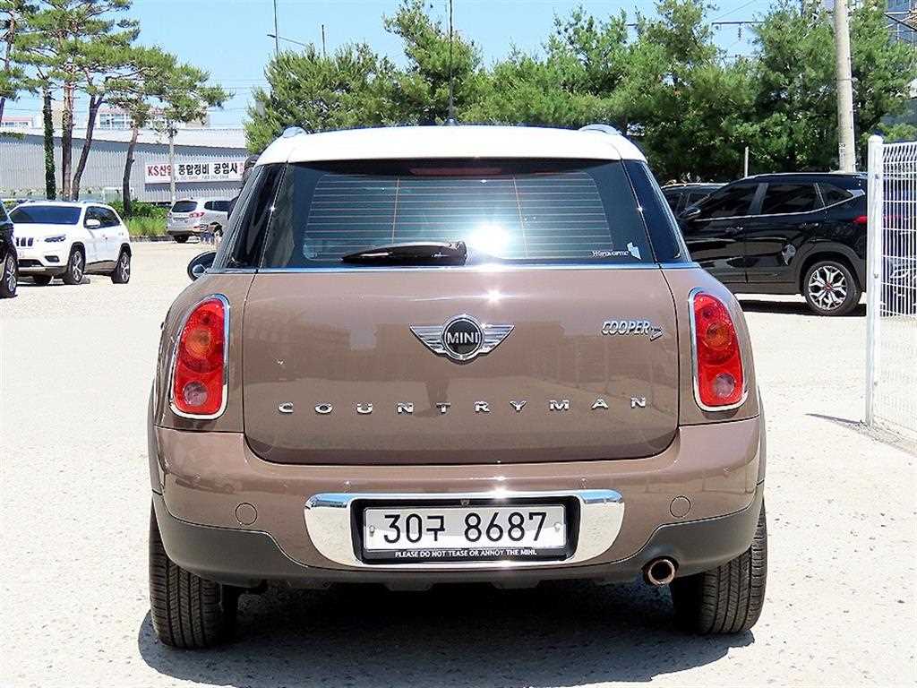 Mini Countryman - Vista 4