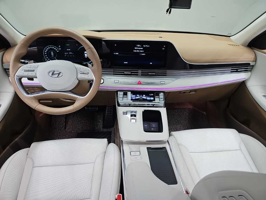 HYUNDAI Grandeur - Vista 7