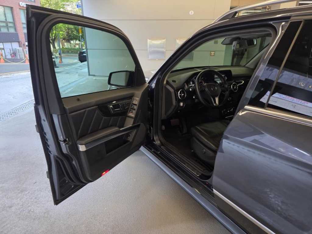 Mercedes Benz GLK Class - Vista 5