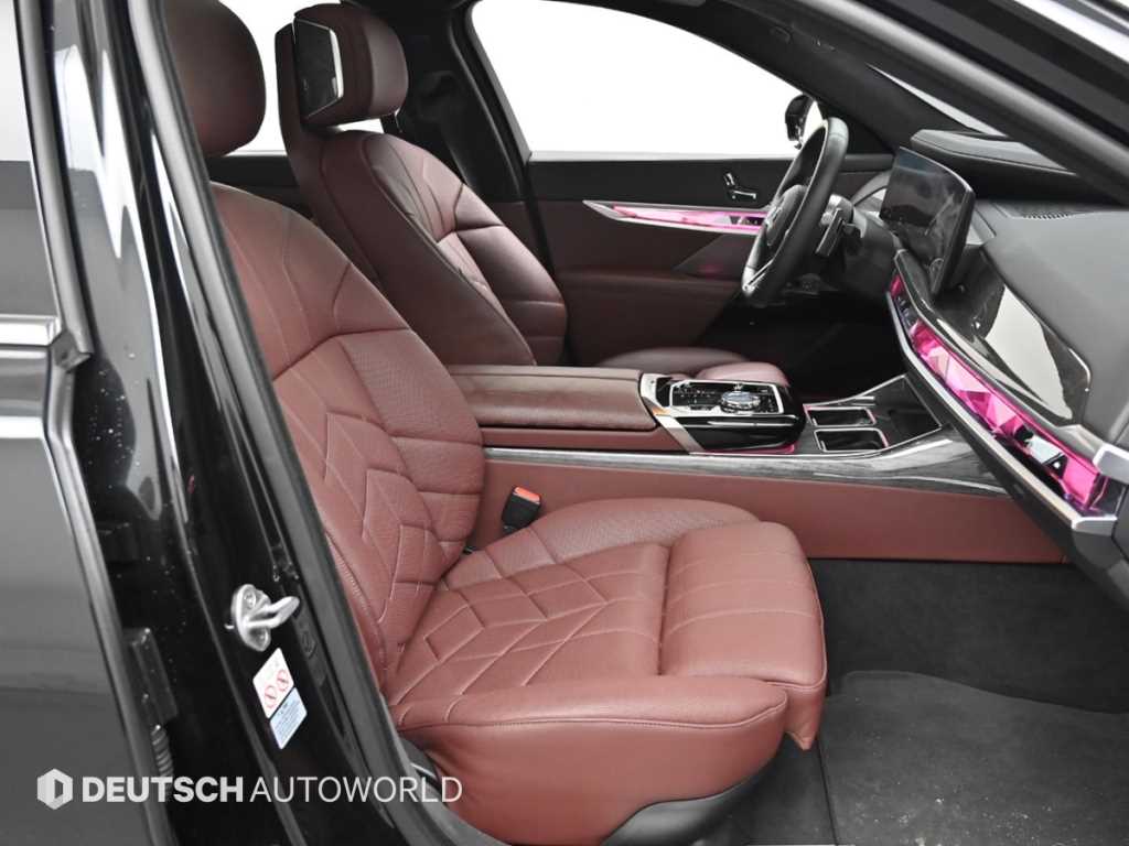 BMW 7 Series - Vista 12