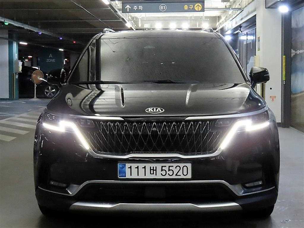 KIA Carnival - Vista 2