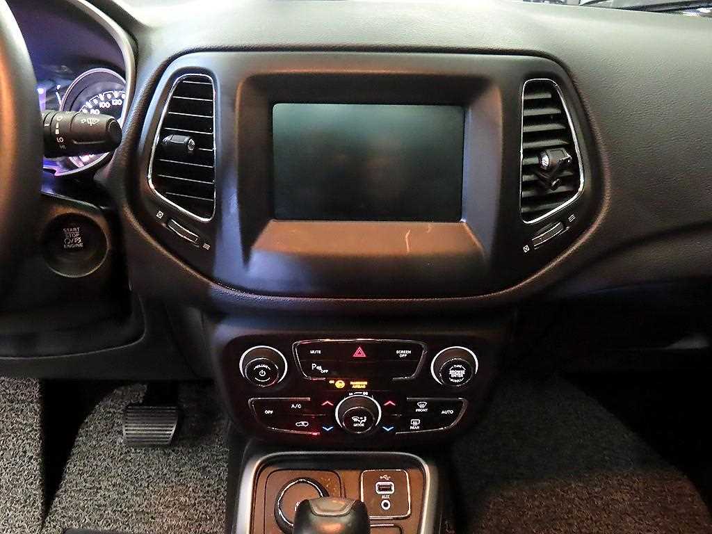 Jeep Compass - Vista 11