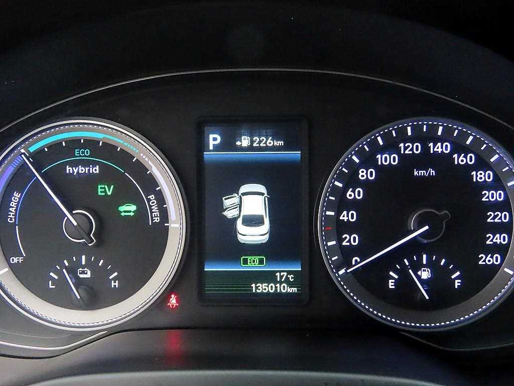 HYUNDAI Grandeur - Vista 9