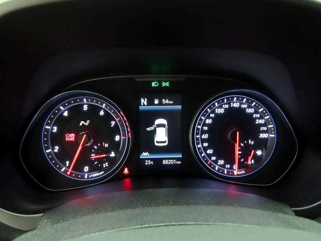 HYUNDAI Veloster - Vista 6
