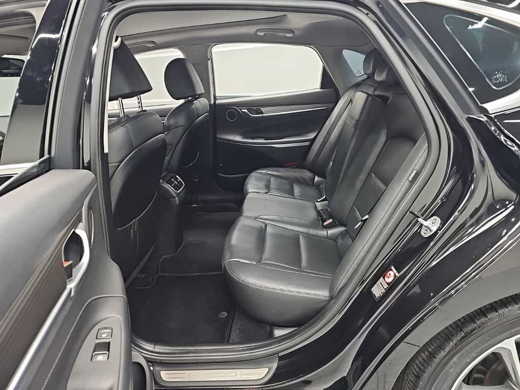 HYUNDAI Grandeur - Vista 12