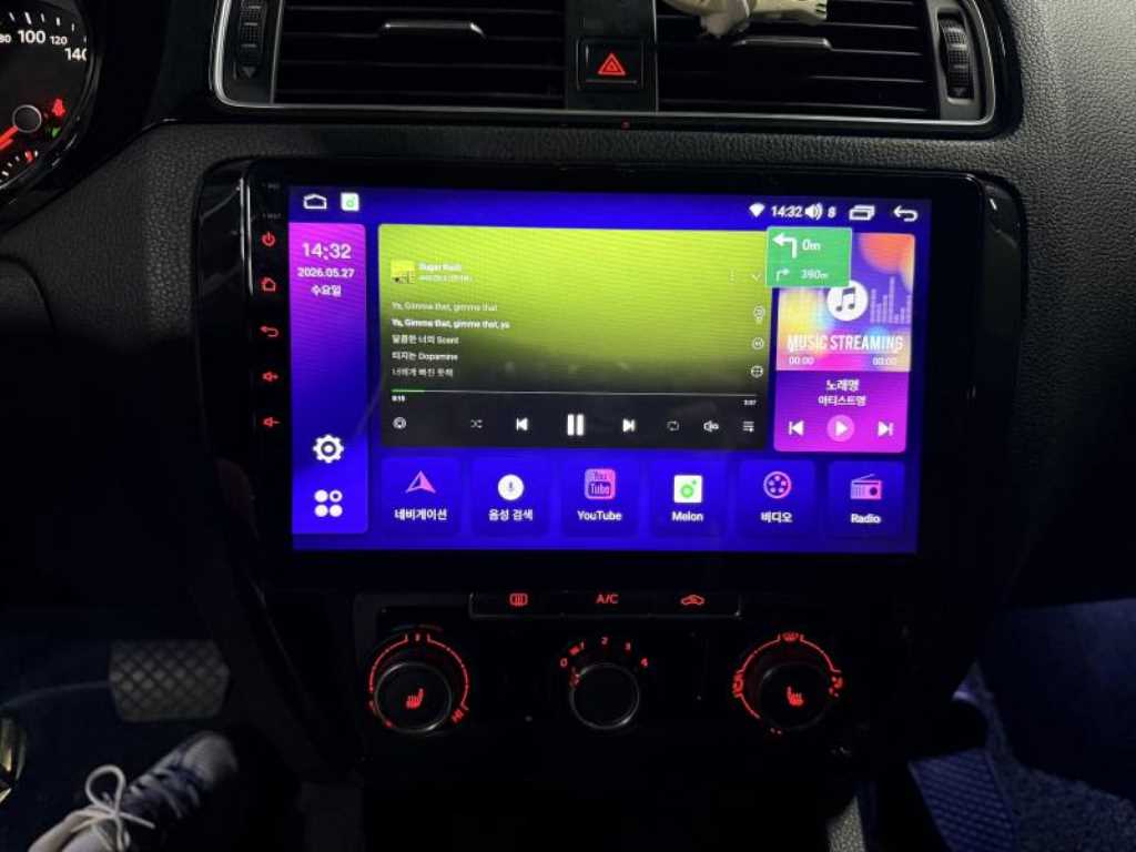 Volkswagen Jetta - Vista 12