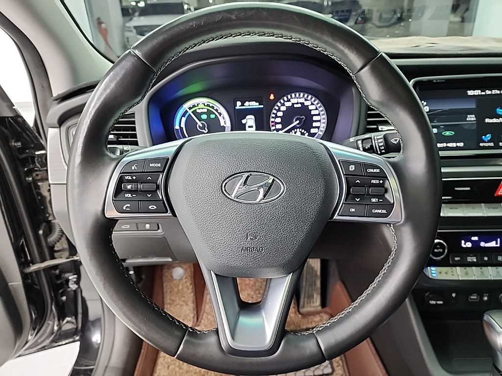 HYUNDAI Sonata - Vista 9