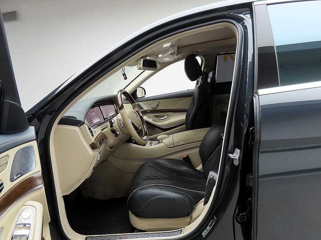 Mercedes Benz S Class - Vista 12