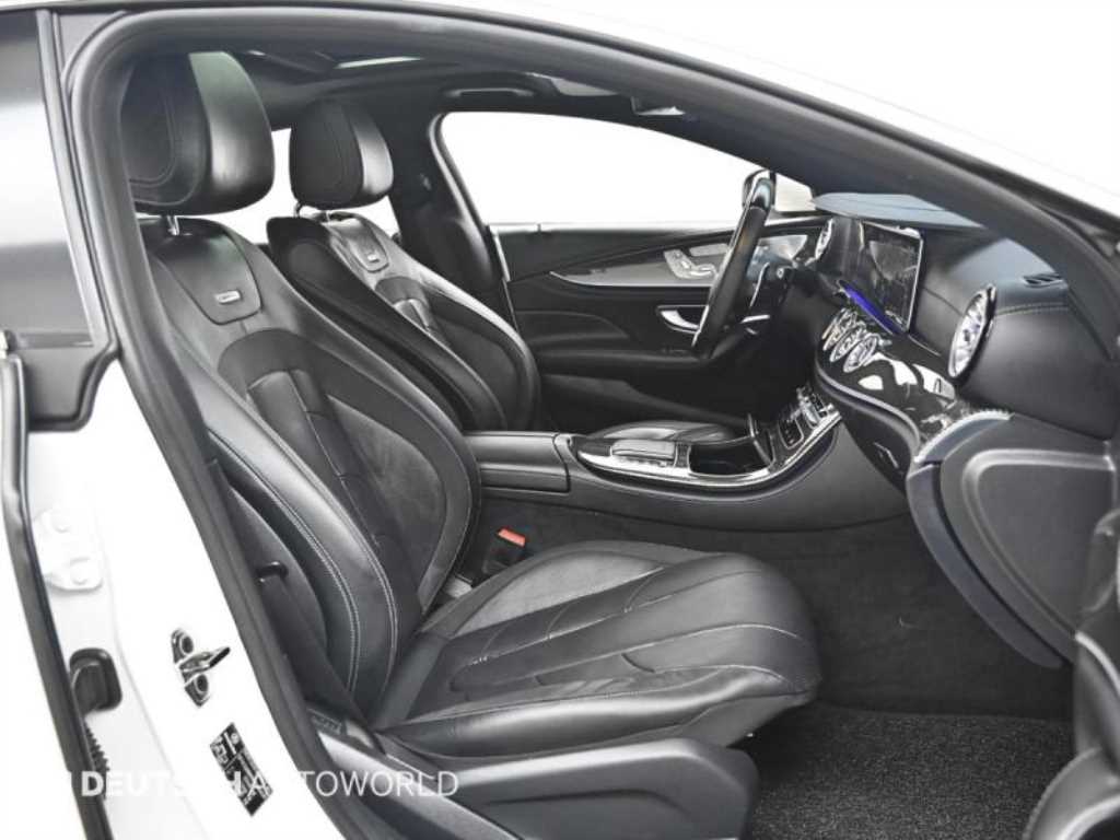 Mercedes Benz CLS Class - Vista 10