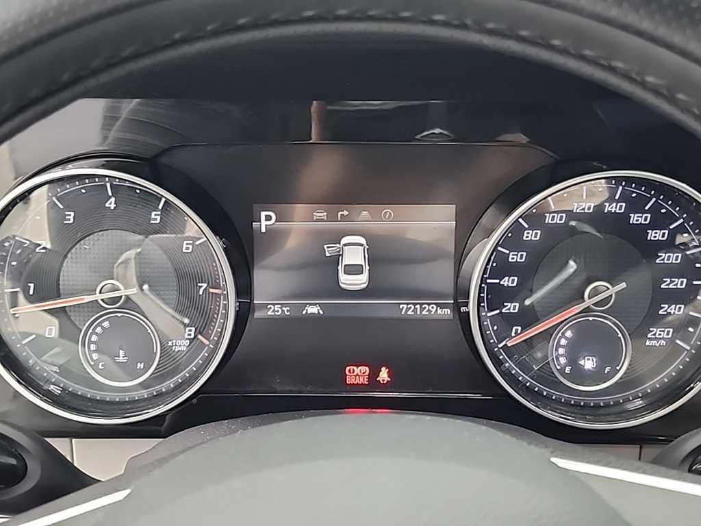 HYUNDAI Grandeur - Vista 6