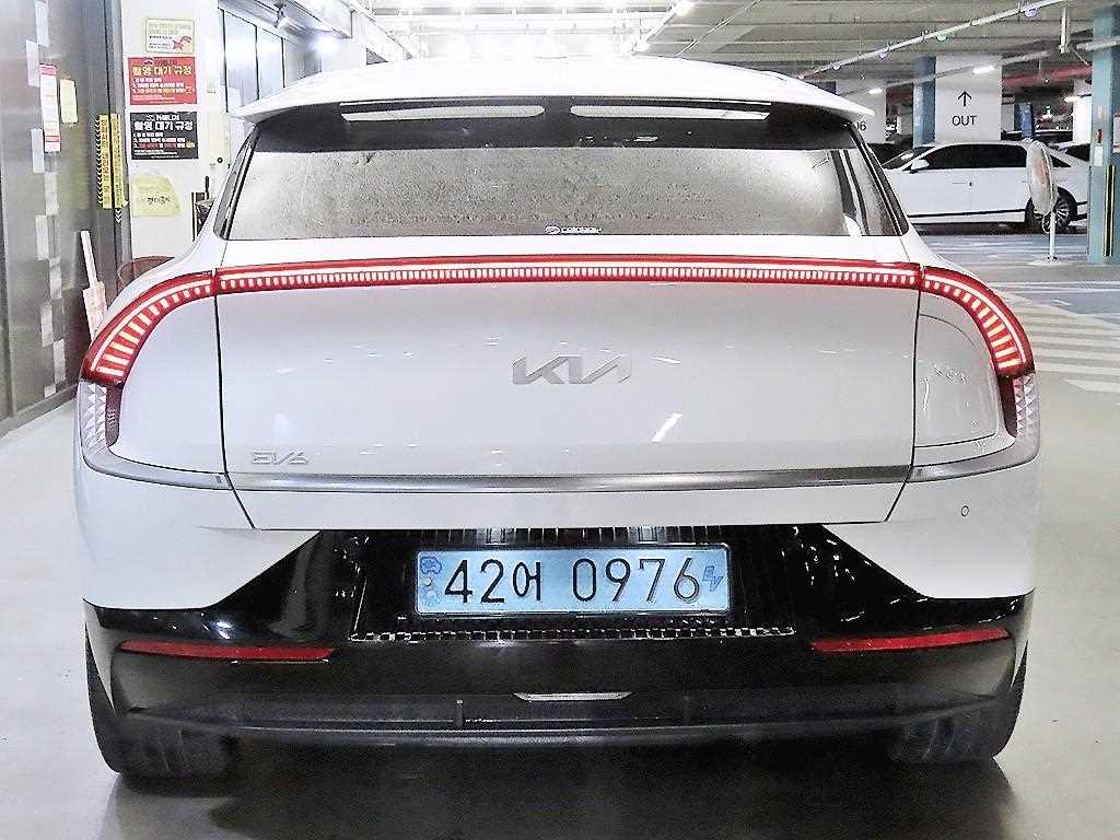 KIA EV6 - Vista 5