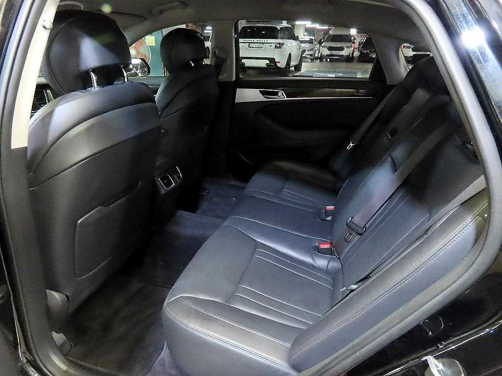 Genesis G80 - Vista 7