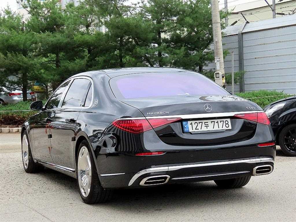 Mercedes Benz S Class - Vista 3