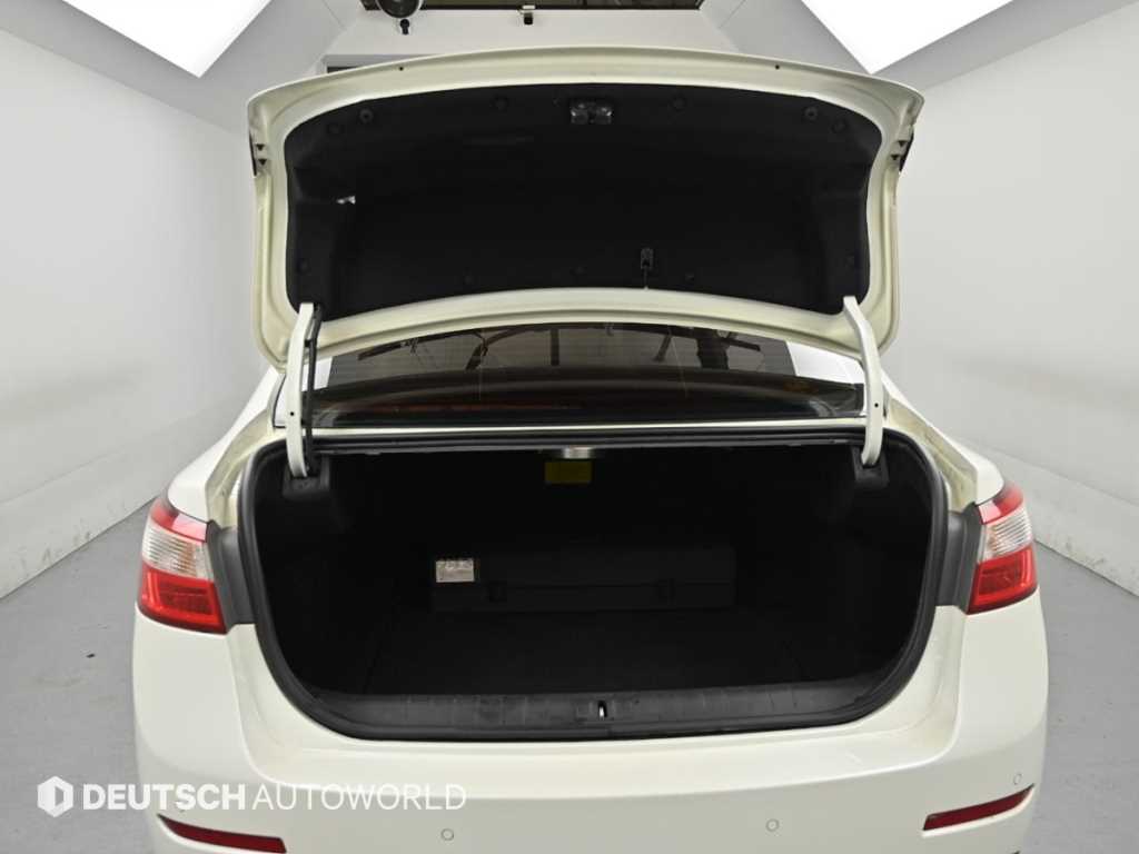 SAMSUNG SM5 2010 Blanco - Importación desde Corea - HF Imports Iquique - Foto 19