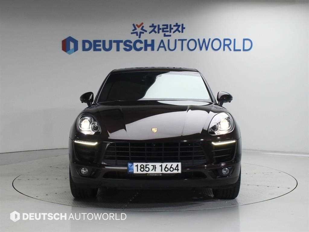 Porsche Macan - Vista 3