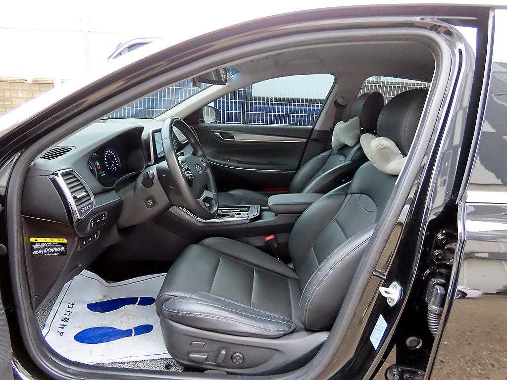 HYUNDAI Grandeur - Vista 5