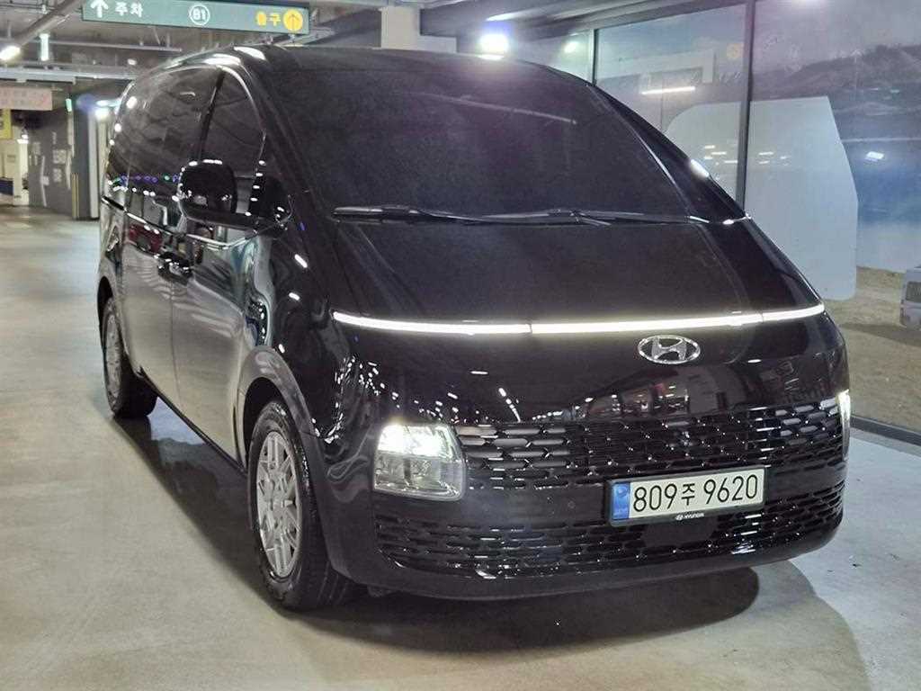 HYUNDAI Staria 2022 Negro - Importación desde Corea - HF Imports Iquique - Foto 1