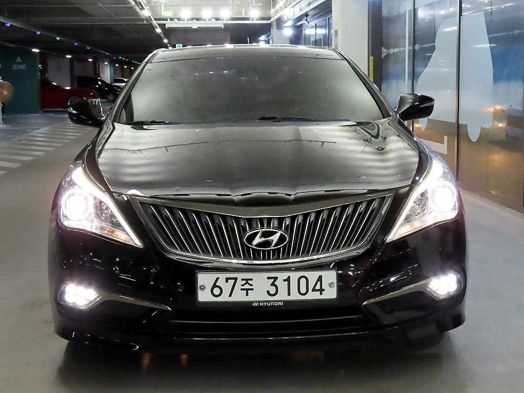 HYUNDAI Grandeur - Vista 2