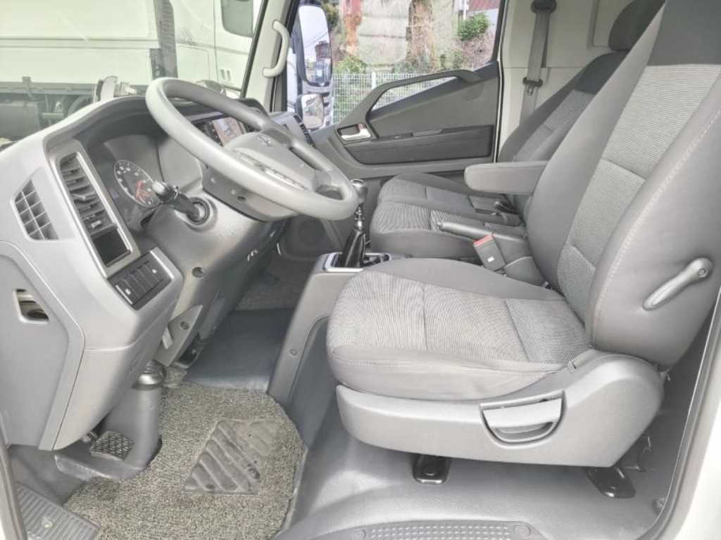 medium and large cargo truck - Vista 8
