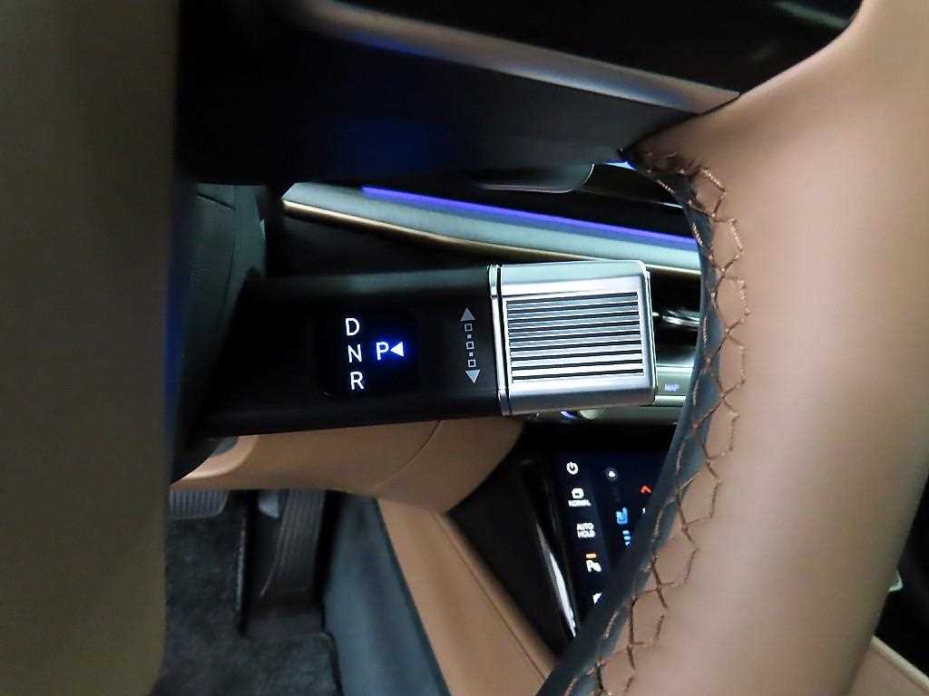 HYUNDAI Grandeur - Vista 10
