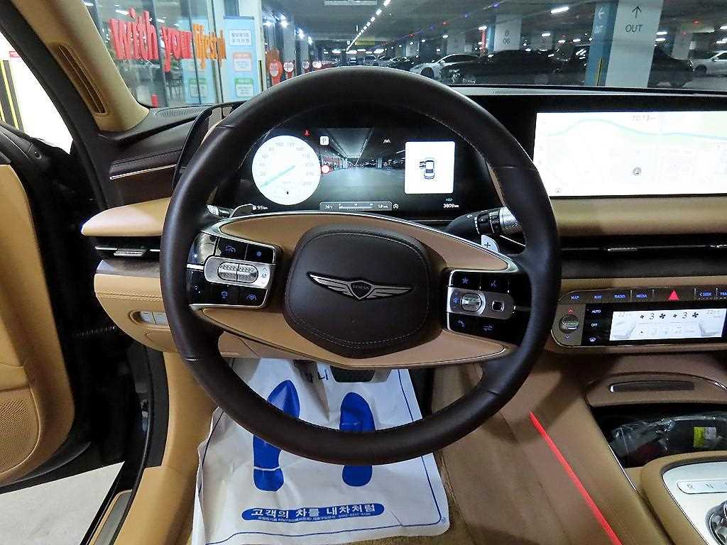 Genesis G90 - Vista 8