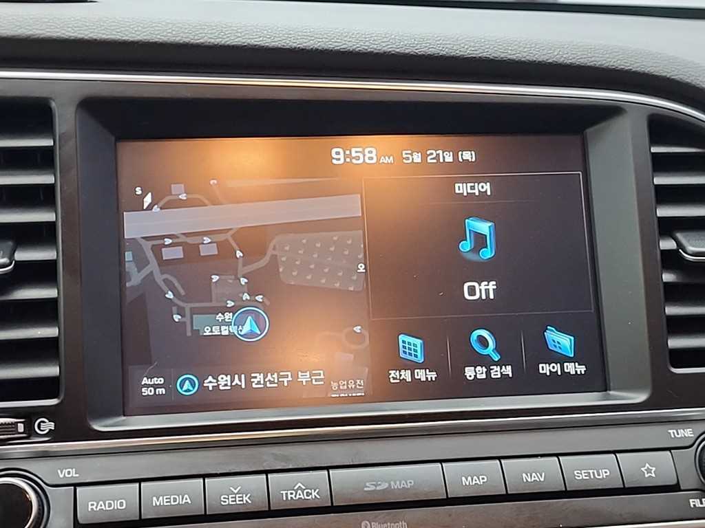 HYUNDAI Avante 2018 Gris - Importación desde Corea - HF Imports Iquique - Foto 13