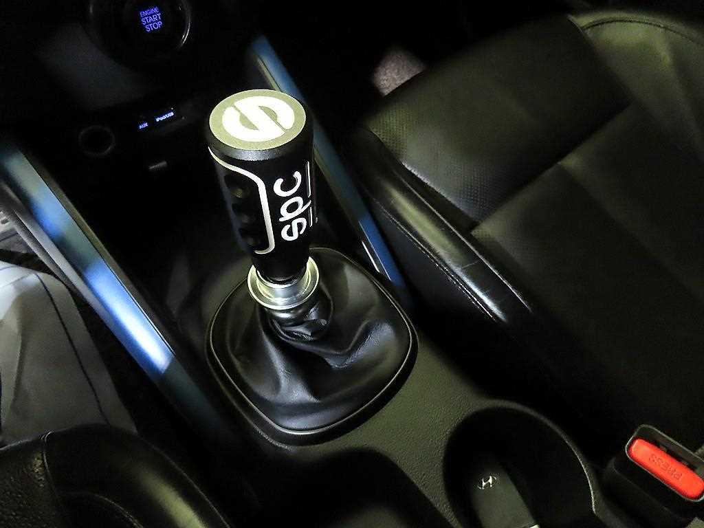 HYUNDAI Veloster - Vista 12