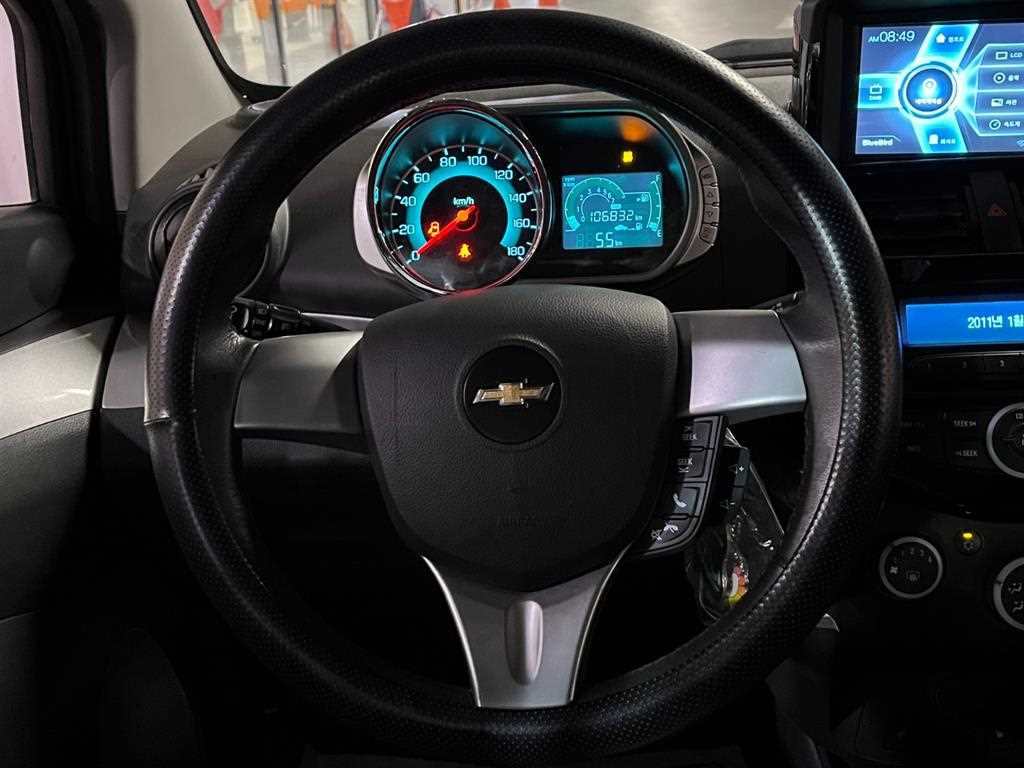 Chevrolet Spark - Vista 10