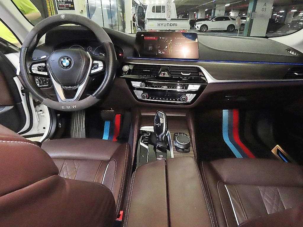 BMW 5 Series - Vista 10